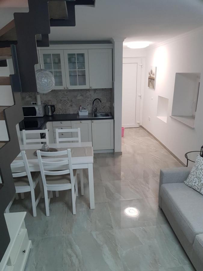 Boutique Villa Zontova Jama Віпава Екстер'єр фото
