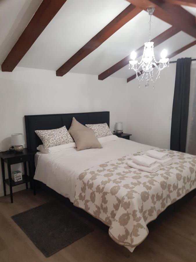 Boutique Villa Zontova Jama Віпава Екстер'єр фото